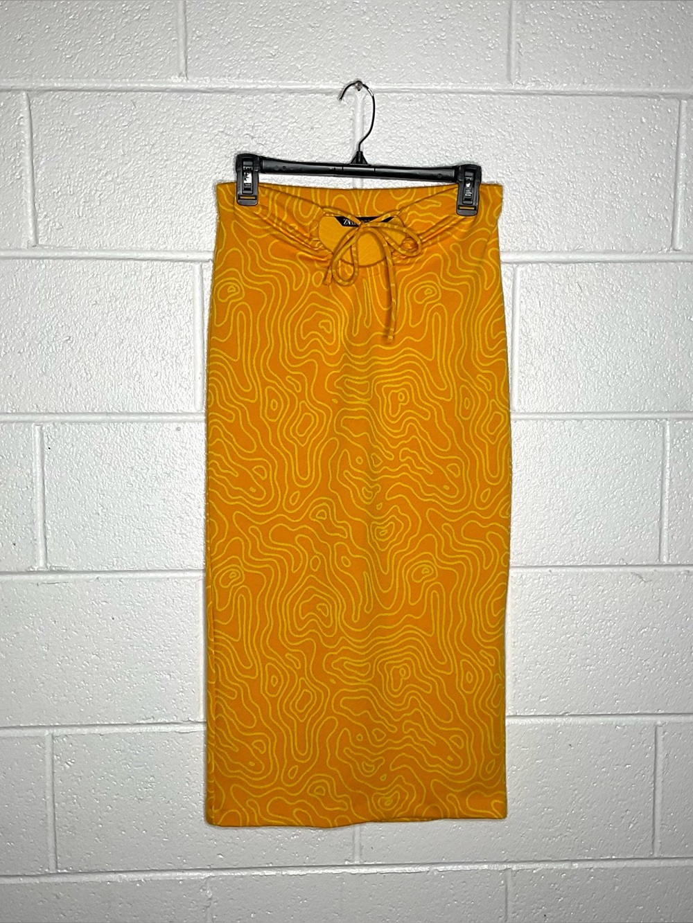 < Zara Orange/Yellow Abstract Retro Tie Waist Midi Skirt XS > - Picture 2 of 4